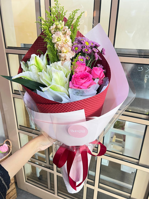 Adiraja – Lily Bouquet by Bungaa