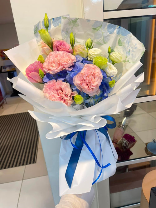 Awan – Hydrangea Bouquet by Bungaa