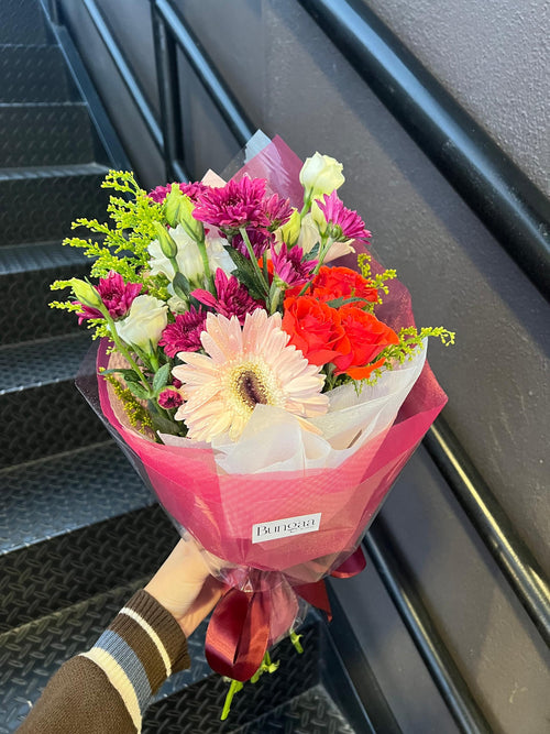 Budi – Daisy Bouquet by Bungaa